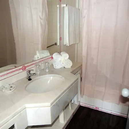 Almar Αλμπουφέιρα