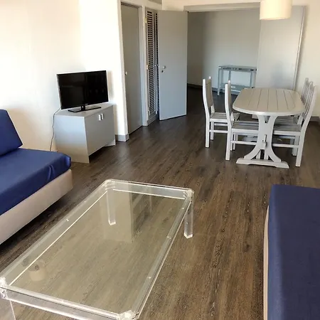 Ξενοδοχείο με διαμερίσματα Almar 3*