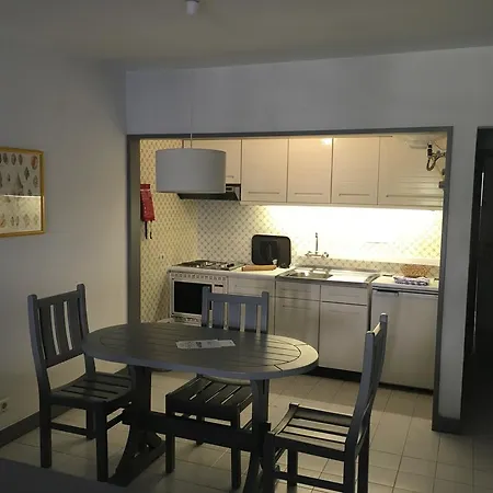 Ξενοδοχείο με διαμερίσματα Almar Αλμπουφέιρα