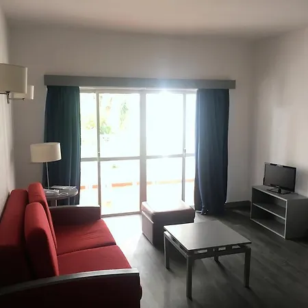Apart-hotel Almar 3*