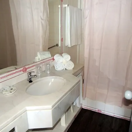 Almar Hotel apartamentowy