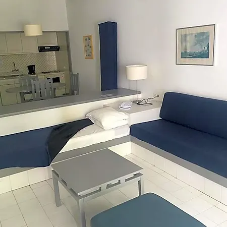 Hotel apartamentowy Almar 3*