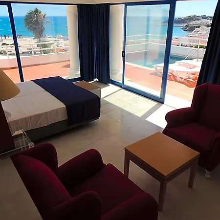 Aparthotel Almar
