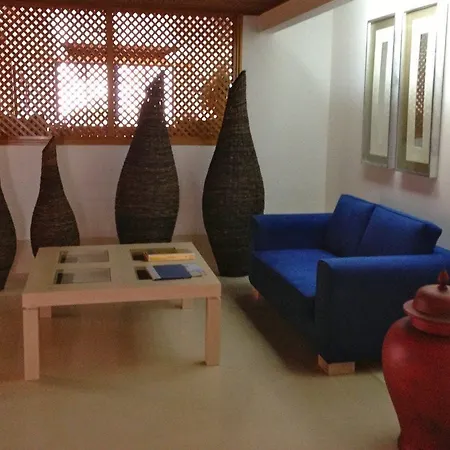 奥尔马尔公寓酒店