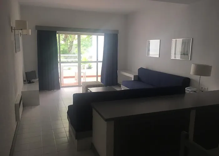 奥尔马尔公寓酒店