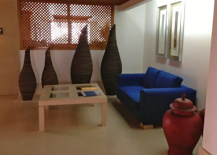 奥尔马尔公寓酒店