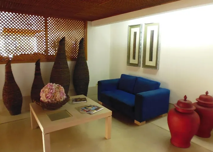 Almar מלון דירות אלבופיירה