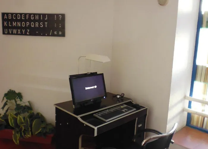 奥尔马尔公寓酒店 3*