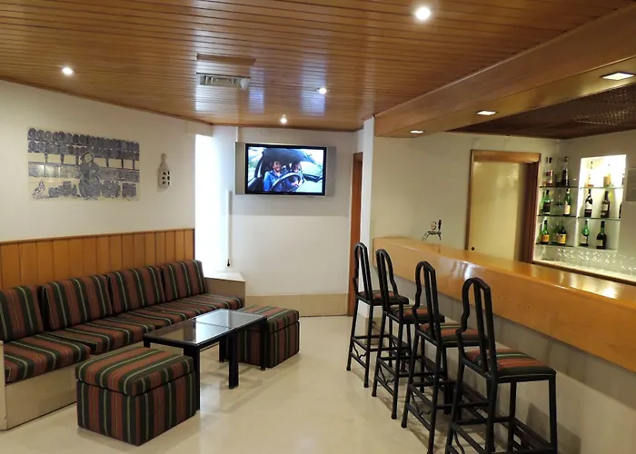 Almar Apartahotel 3*